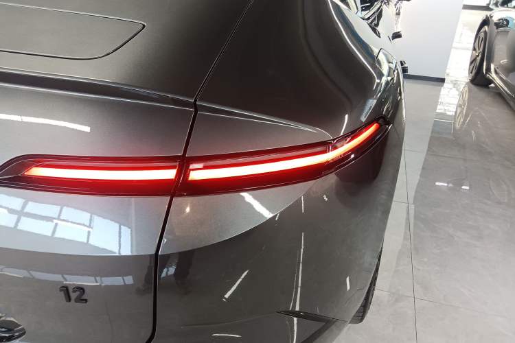 Used Avatr 12 2025 Year Updated Ultra Extended-Range Version
