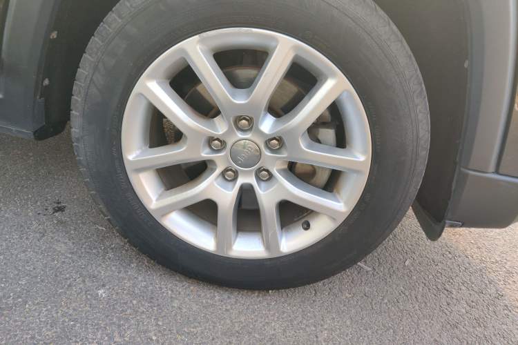 Used Jeep Commander 2018 2.0T Two-Wheel Drive Enjoy Edition China V