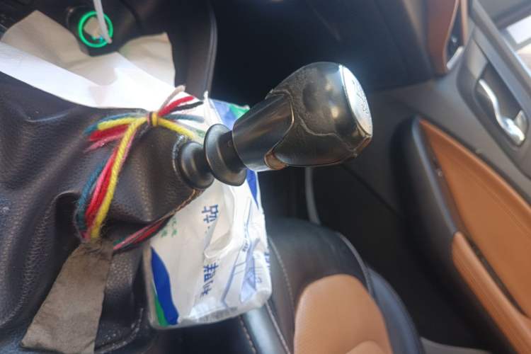 Used Wuling Hongguang S3 2018 1.5L Manual Luxury Model China V Standard