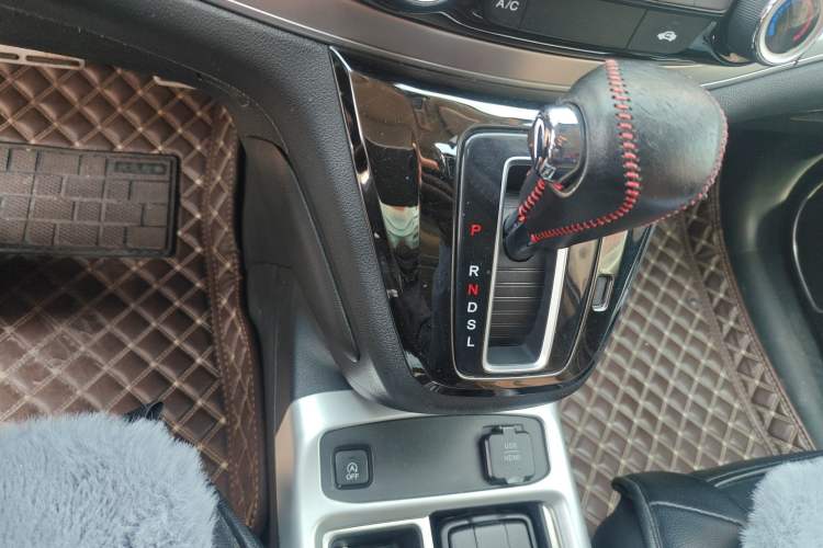 Used Honda CR-V 2015 2.0L two-wheel drive Fashion Edition
