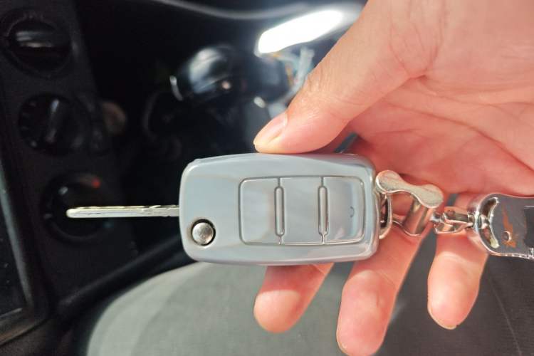 Used Volkswagen Polo 2013 1.6L Automatic Comfort Edition Vehicle Key