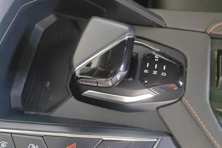 Used Lynk & Co 06 EM-P 2022 PHEV 84 km Range Pro Version