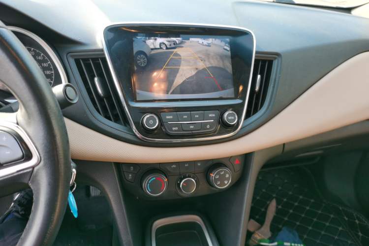 Used Chevrolet Monza 2022 320 Automatic Enjoyment Sunroof Version
