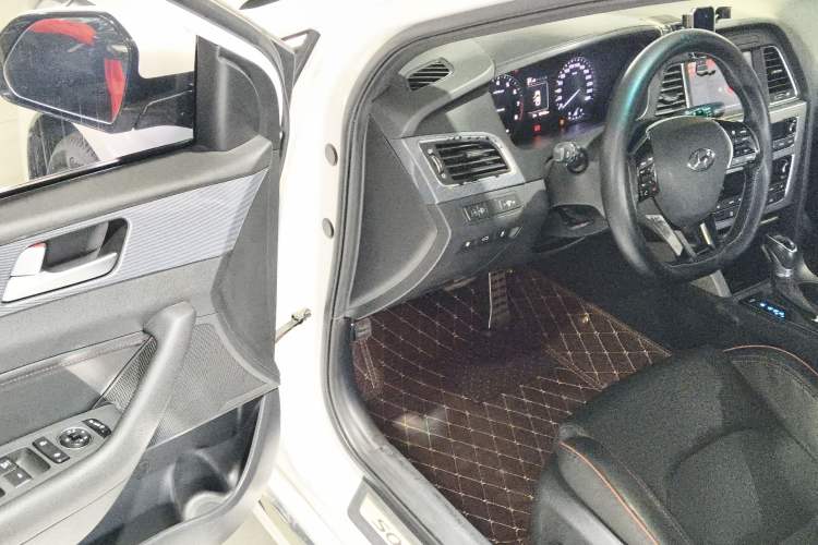 Used Hyundai Sonata 2015 1.6T GLS Smart Model
