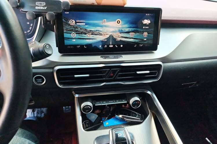 Used Geely Auto Coolray 2019 Sport Model 260T DCT Battle China V Standard