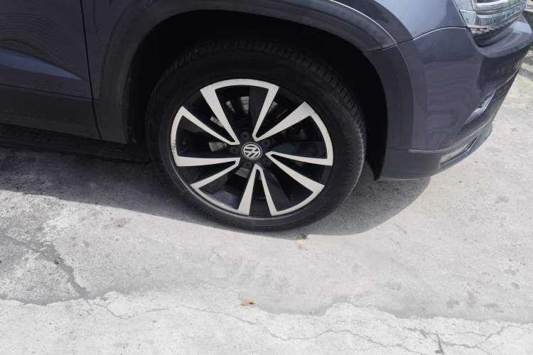 Used Volkswagen Tharu 2019 280TSI Two-Wheel Drive Luxury Version China VI Standard Right Front Wheel Hub