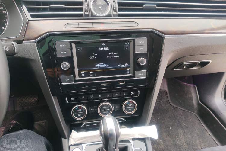 Used Volkswagen Magotan 2018 330TSI DSG Luxury Model