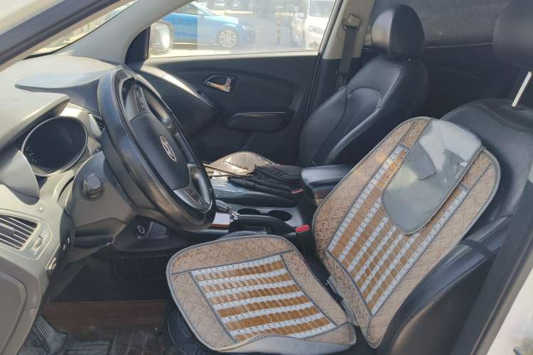 Used Hyundai ix35 2013 2.0L Automatic Two-Wheel Drive Smart GLS China IV Standard Left Front Seat