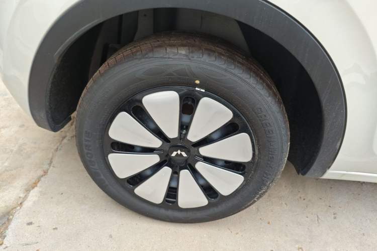 Used Wuling Bingo 2024 410 km Lingxi Deluxe Edition