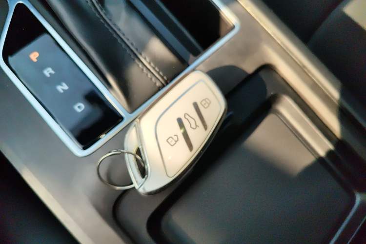 Used Roewe i5 2023 1.5L CVT Luxury Edition
