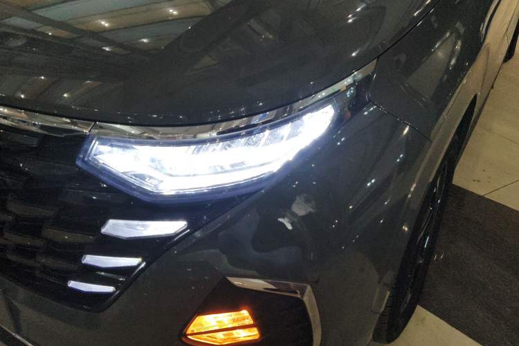 Used Hyundai Custo 2021 380TGDi Smart Love Flagship Edition TOP Premium Left Front Headlight