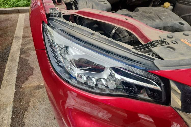 Used MG HS 2018 20T Automatic Two-Wheel Drive Hormone Passion Edition China V Standard