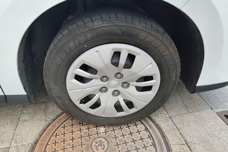 Used SAIC MAXUS G50 2025 1.5T Ride-Hailing Custom Edition
