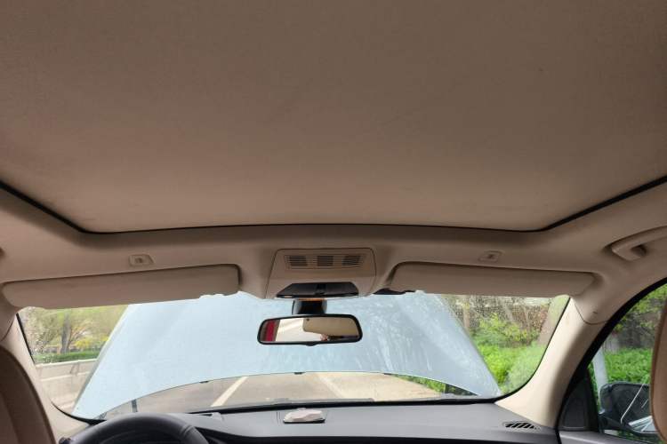 Used BMW 5 Series GT 2010 535i Luxury Edition Headliner