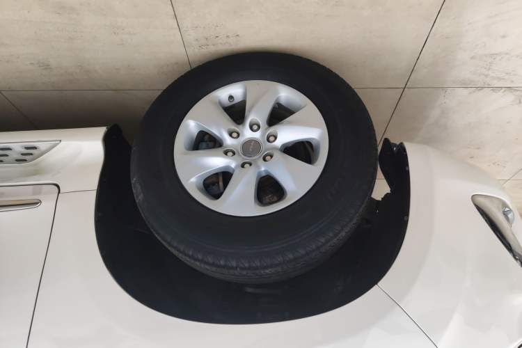 Used Haval H9 2015 2.0T Four-Wheel Drive Standard Model 7 Seats