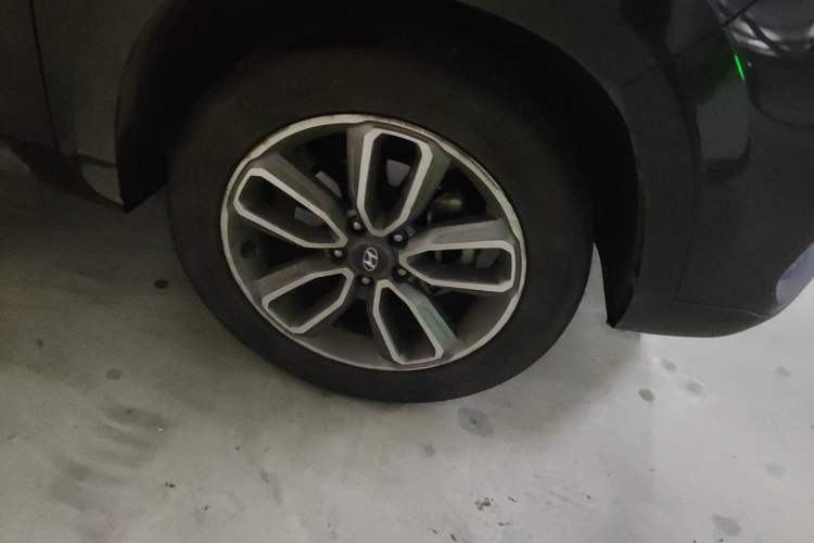 Used Hyundai ix35 2019 2.0L Automatic 2WD Zhiyong·Changxiang Edition China VI Standard Right Front Wheel Hub