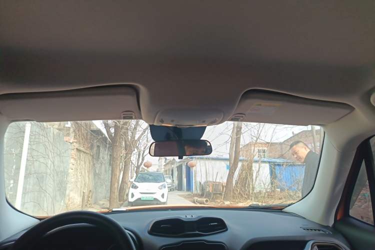 Used Jeep Renegade 2016 1.4T Automatic High-Energy Version
