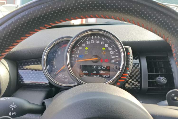 Used MINI 2014 2.0T COOPER S Fun Instrument Cluster