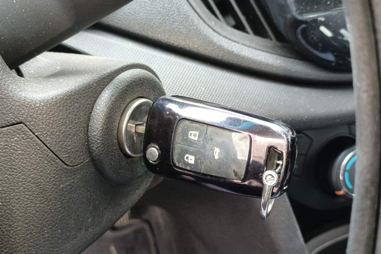 Used Chevrolet Cavalier 2016 1.5L Automatic Enjoyment Edition Vehicle Key