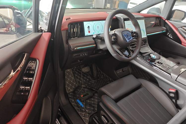 Used GAC Trumpchi M8 2025 Zongshi Series Super Hybrid Edition