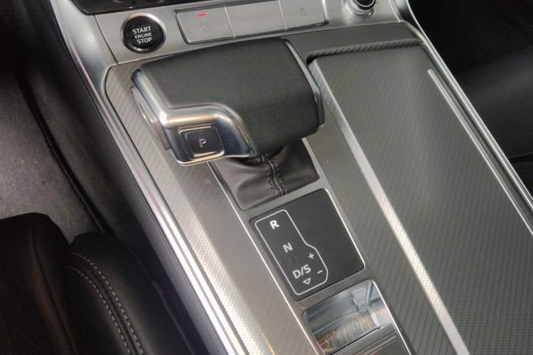 Used Audi A6L 2023 Revised 40 TFSI Luxury Prestige Edition Gear Lever