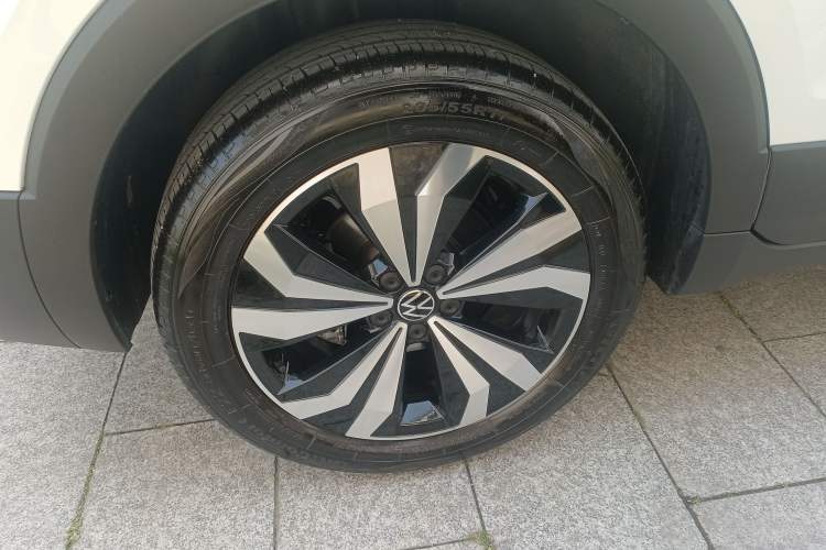 Used Volkswagen Tharu 2025 New Sharp 1.5L Sharp Edition Exterior 5