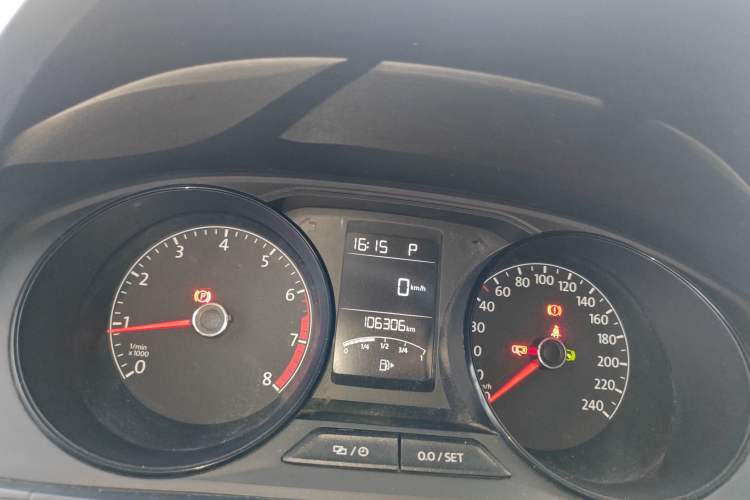 Used Volkswagen Gran Lavida 2015 1.6L Automatic Fashion Edition