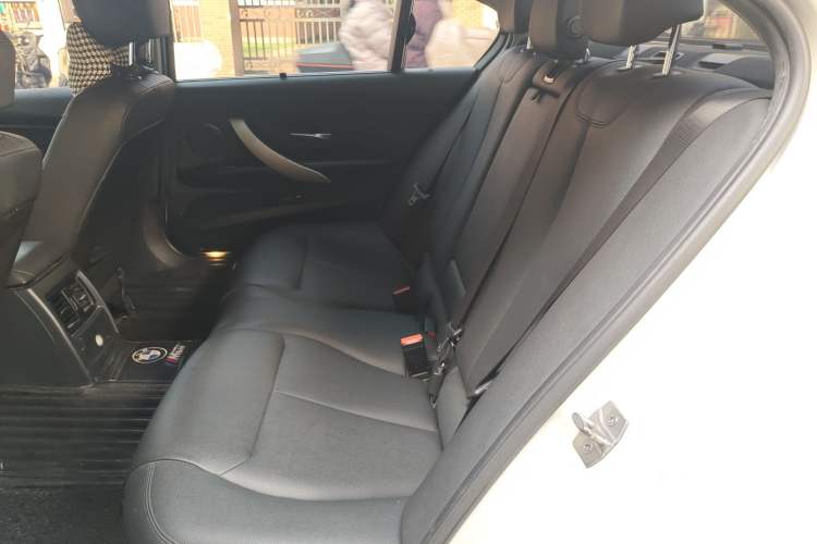 Used BMW 3 Series 2015 320Li Fashion Model
