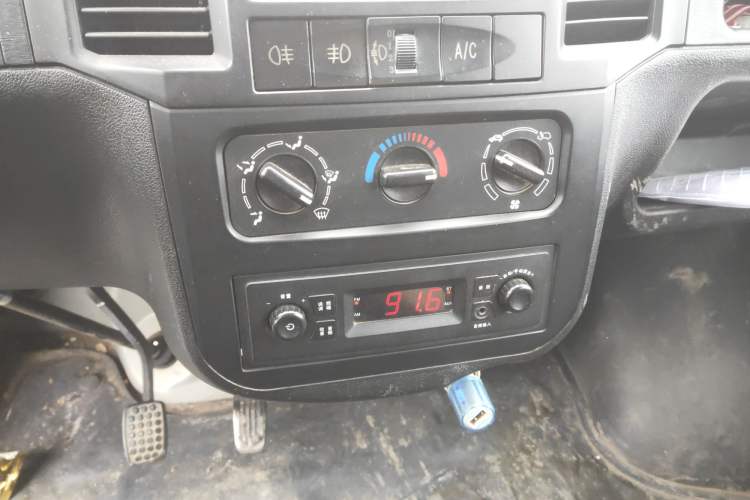 Used Wuling Zhiguang 2013 1.0L Practical Version