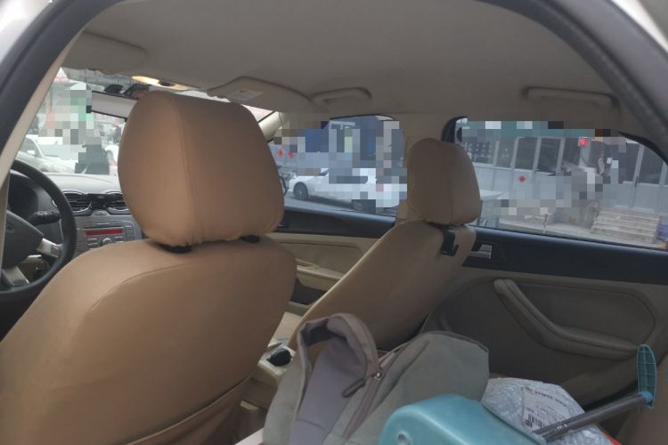 Used Ford Focus 2013 Sedan Classic 1.8L Manual Base Model
