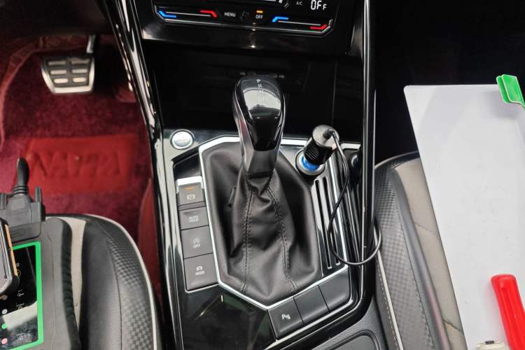 Used Volkswagen Tayron X 2020 330TSI Two-Wheel Drive Luxury Smart Connectivity Version
