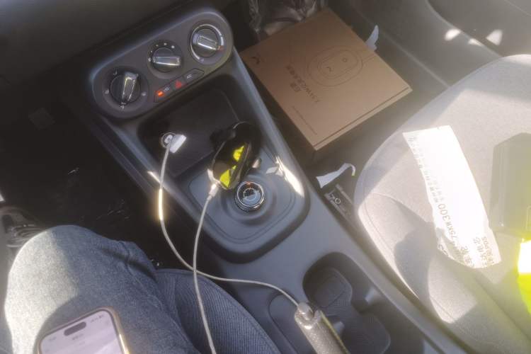 Used Wuling Hongguang New Energy 2024 All-Electric Model 300KM Practical Version
