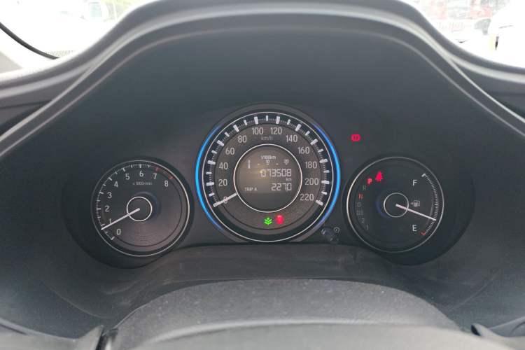 Used Honda Crider 2013 1.8L automatic luxury edition