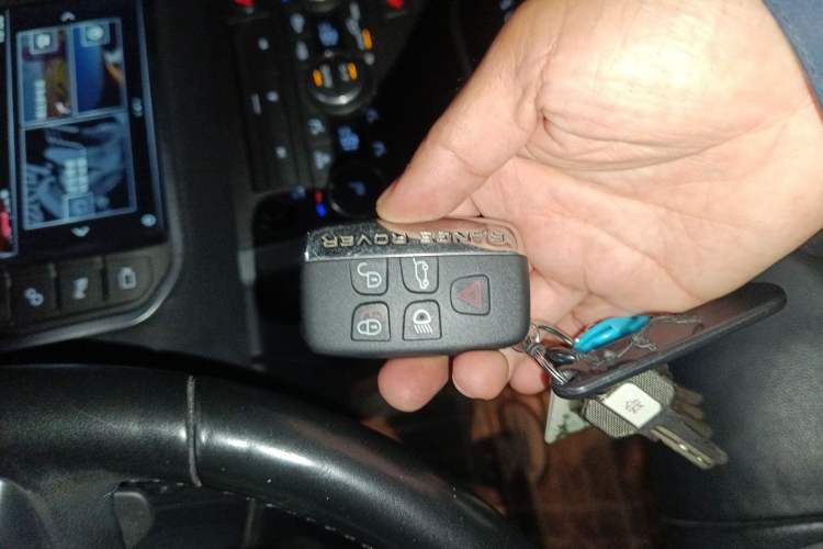 Used Land Rover Range Rover Evoque 2016 2.0T SE Smart Glow Edition
