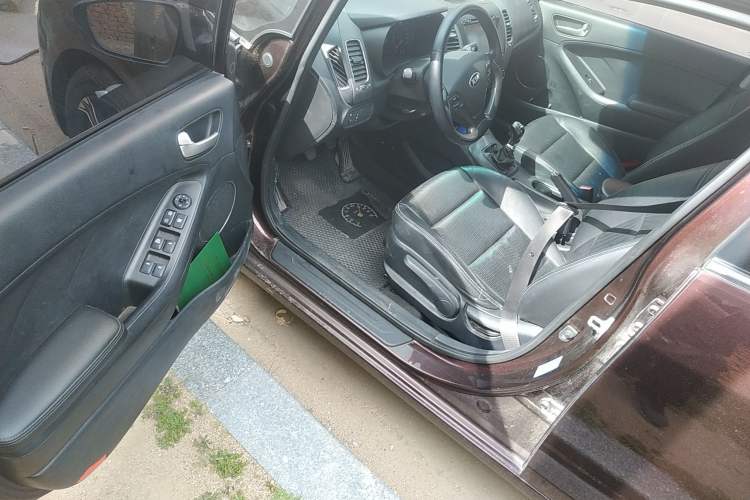 Used Kia K3 2015 1.6L Manual GLS Driver Seat