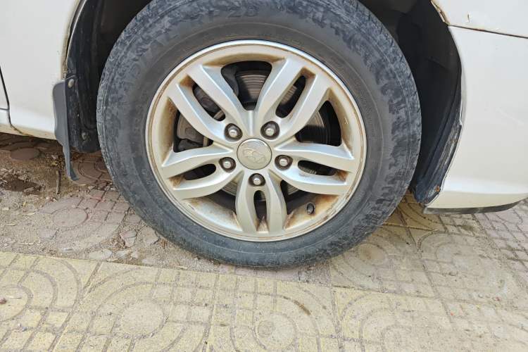 Used Hyundai Celesta 2015 1.6L Manual Comfort Model