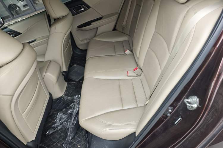 Used Honda Accord 2014 2.0L EX Luxury Edition Left Rear Seat