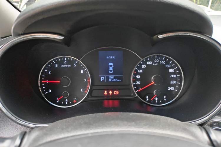 Used Kia K3S 2014 1.6L Automatic GLS Instrument Cluster