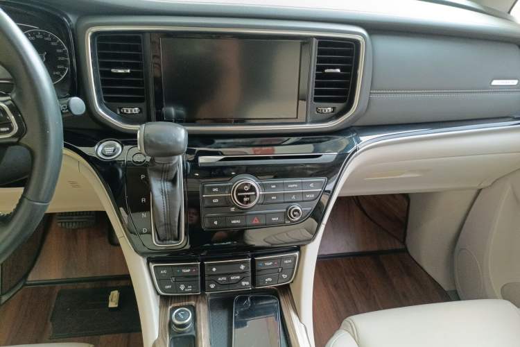 Used GAC Trumpchi M8 2018 320T Luxury Edition