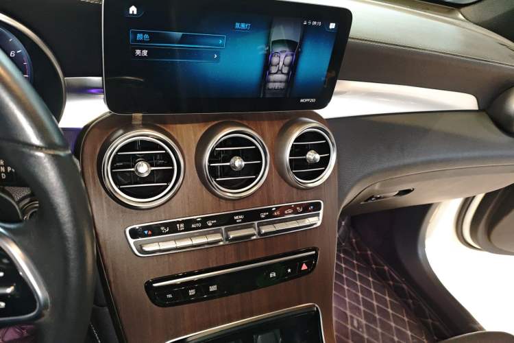 Used Mercedes-Benz GLC 2020 GLC 300 L 4MATIC Luxury Model