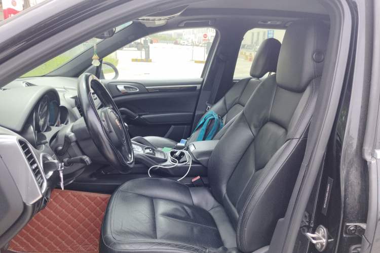 Used Porsche Cayenne 2013 3.6L automatic transmission U.S. specification Left Front Seat