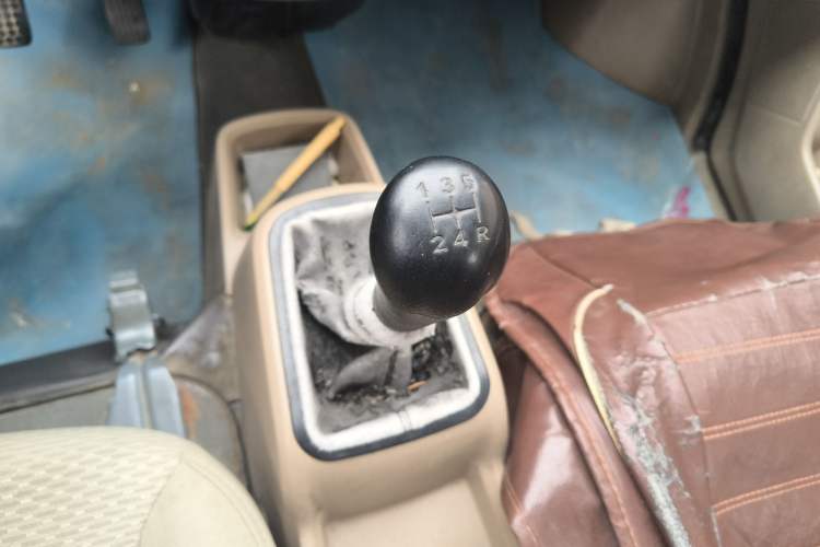 Used Wuling Rongguang 2014 1.2L S Standard Model