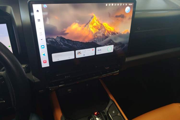 Used Haval Raptor New Energy 2023 Hi4 145 Explorer Edition Audio And AC Panel