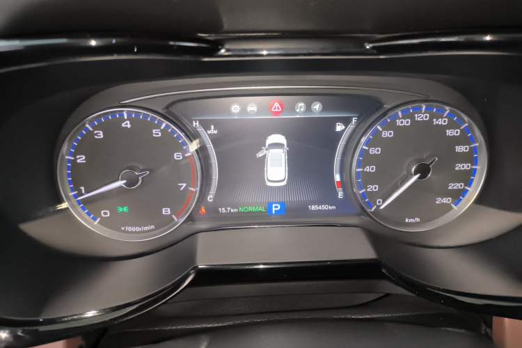 Used GAC Trumpchi GS8 2017 320T Two-Wheel Drive Luxury Smart Connectivity Version (7 Seats) Instrument Cluster