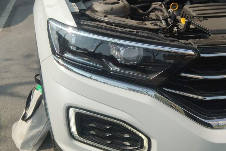 Used Volkswagen T-ROC 2022 280TSI DSG Two-Wheel Drive Elite PLUS
