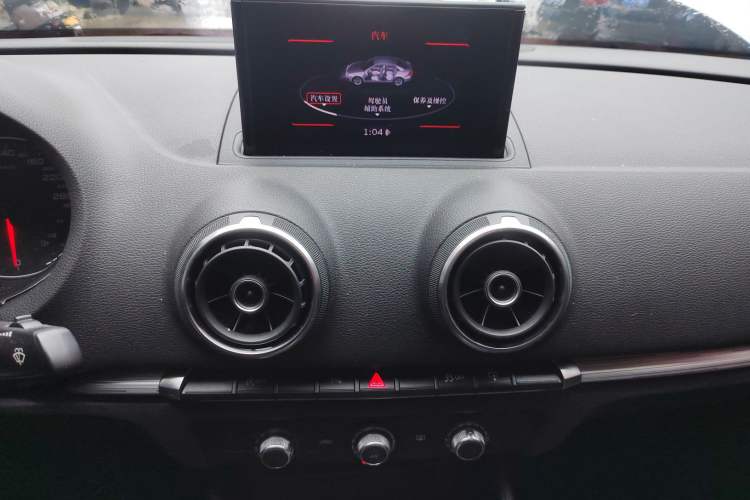 Used Audi A3 2016 Limousine 35 TFSI Prestige Edition