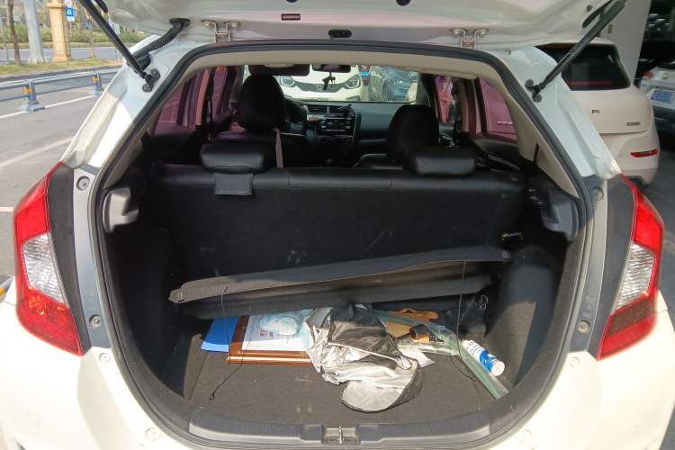 Used Honda Fit 2016 1.5L LXS CVT Comfort Sunroof Version
