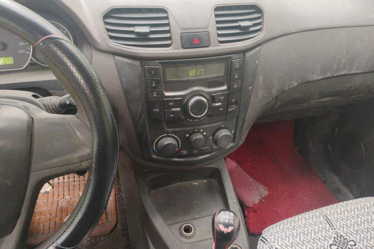 Used Wuling Hongguang 2014 1.2L Base Model China IV
