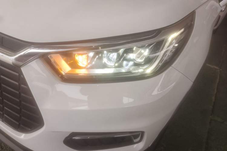 Used BYD Yuan New Energy 2019 EV535 High-Energy Leading Edition Left Front Headlight