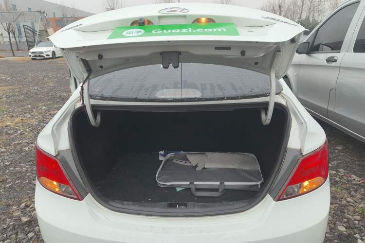 Used Hyundai Verna (older generation) 2014 1.4L Automatic Smart GLS
